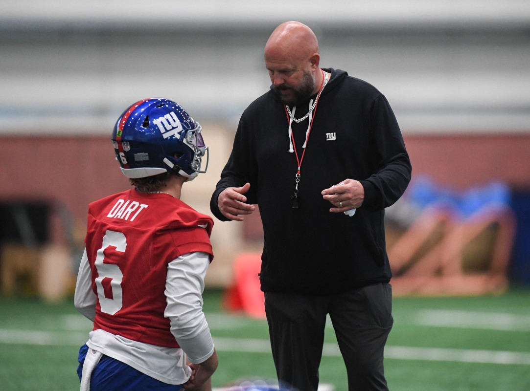The Giants signed first-round pick Jaxson Dart to his four-year, $17 million, fully guaranteed contract