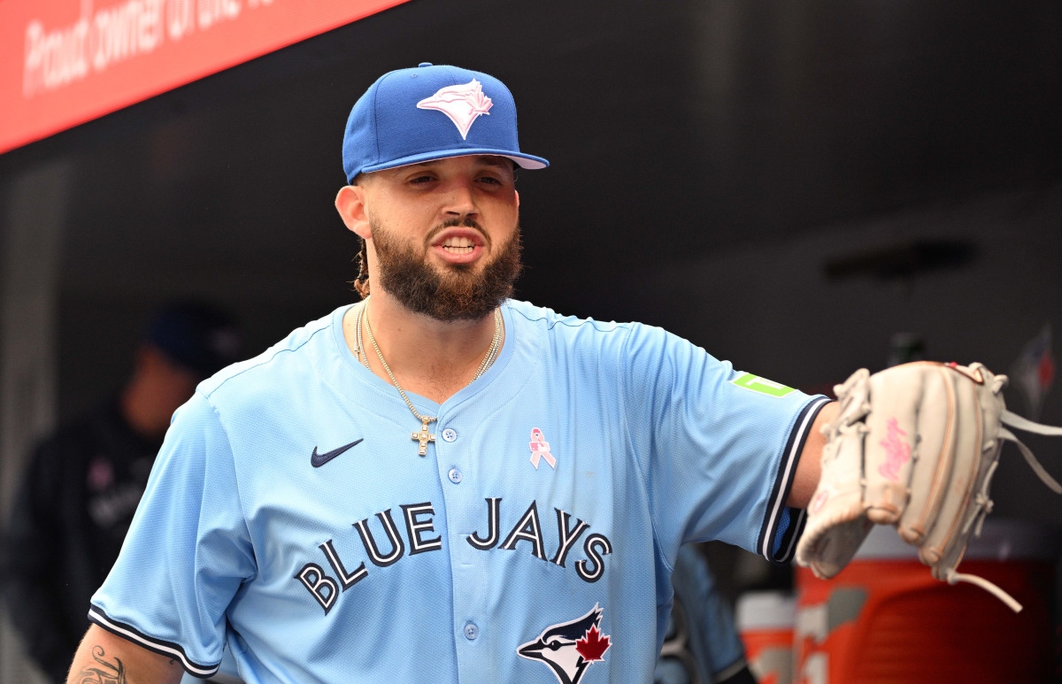 Blue Jays Drop Sudden Alek Manoah News on Friday
