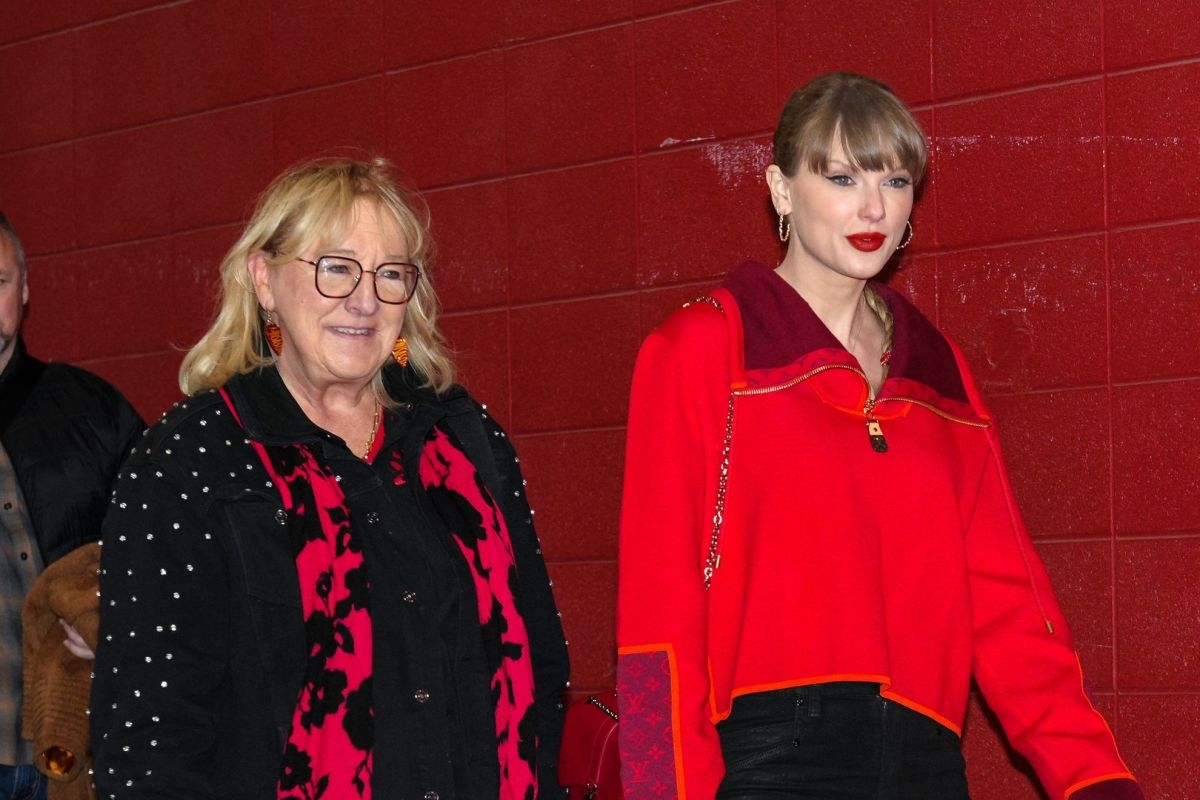 Travis Kelce's Mom Reacts to Taylor Swift's Major Announcement