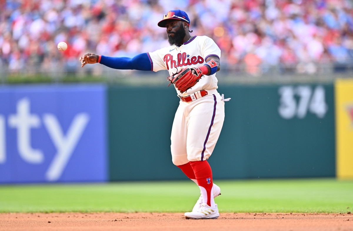 Recent Phillies Vet & Ex-Pirates All-Star Retires From MLB After 13 Seasons