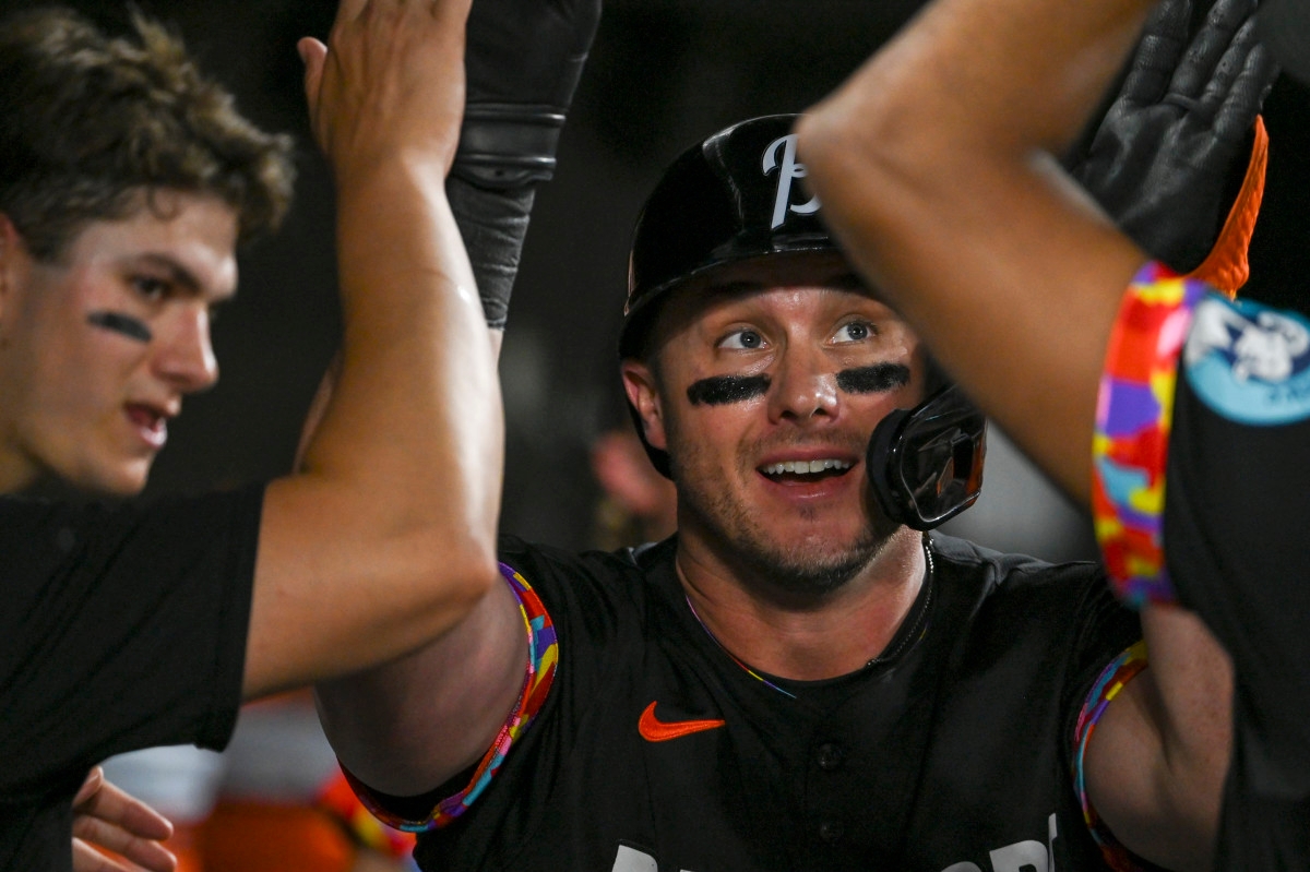 Diamondbacks to Sign McCann after Moreno Hits IL