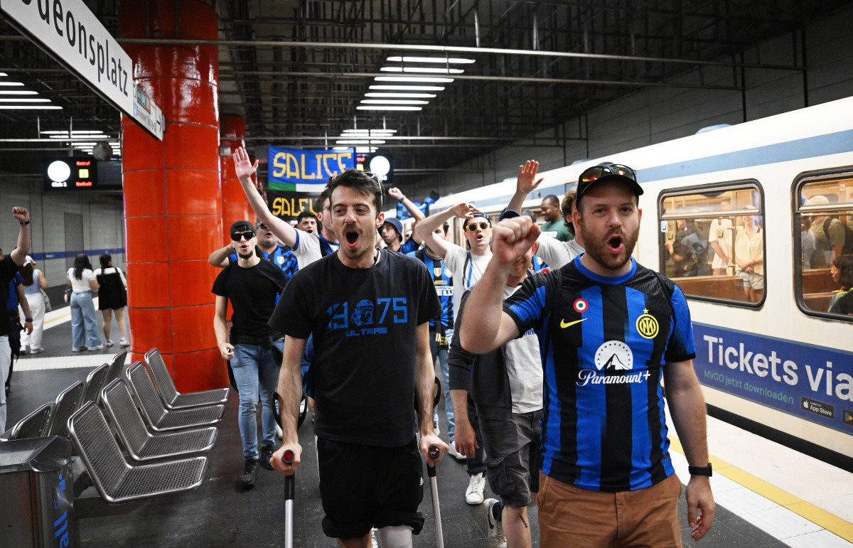 PSG and Inter Milan Fans Clash on Subway Ahead of Final in Munich