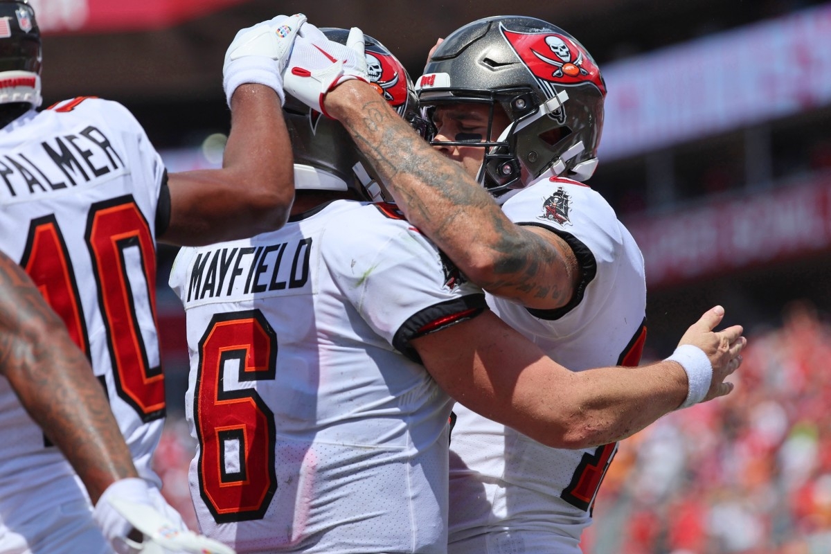 Bucs 'Exploding' Toward NFL Dark-Horse Success In 2025