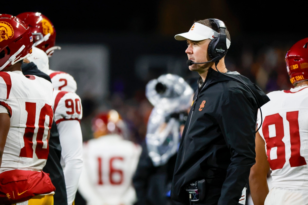4-Star Hints at Choosing USC