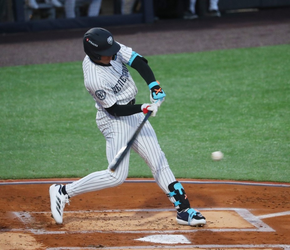 Yankees top pick shifts positions in early Double-A action