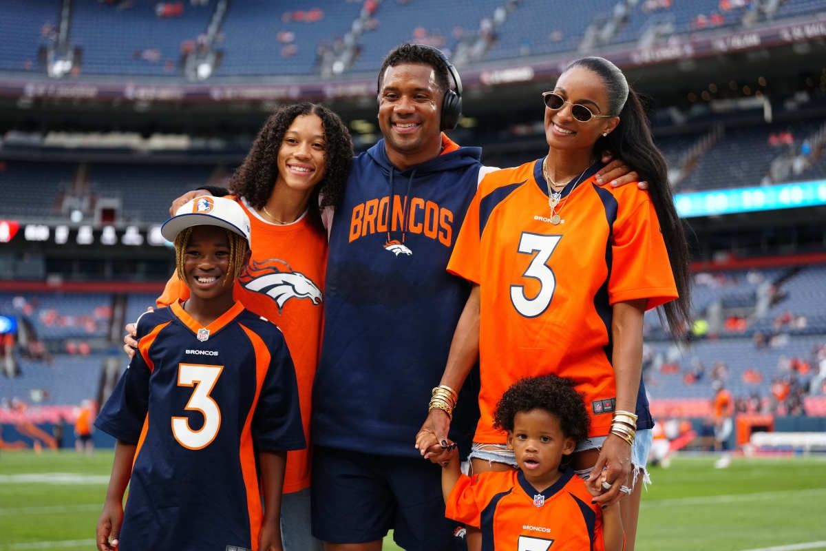 Russell Wilson Steals the Show on Father's Day