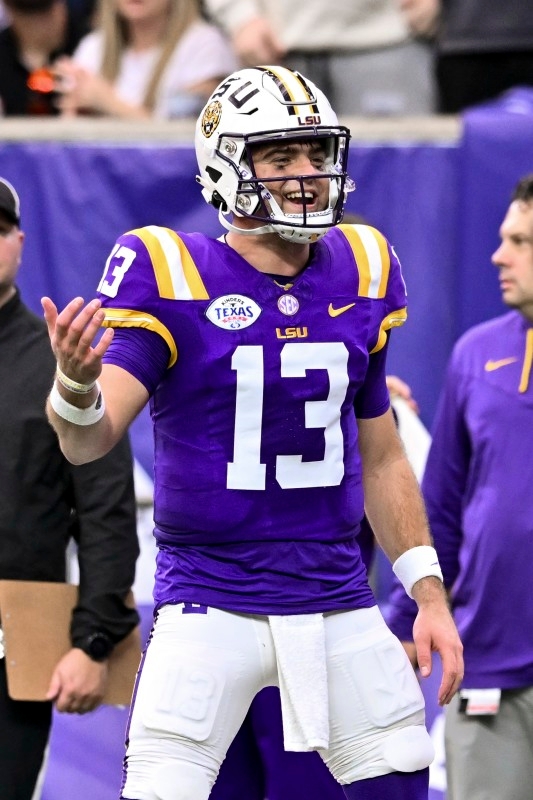 Former LSU Star Predicts Garrett Nussmeier to Follow Jayden Daniels' Footsteps