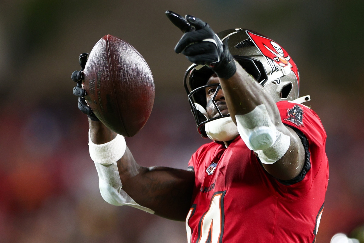 Former Super Bowl Champion Has Concerns For Bucs' Chris Godwin
