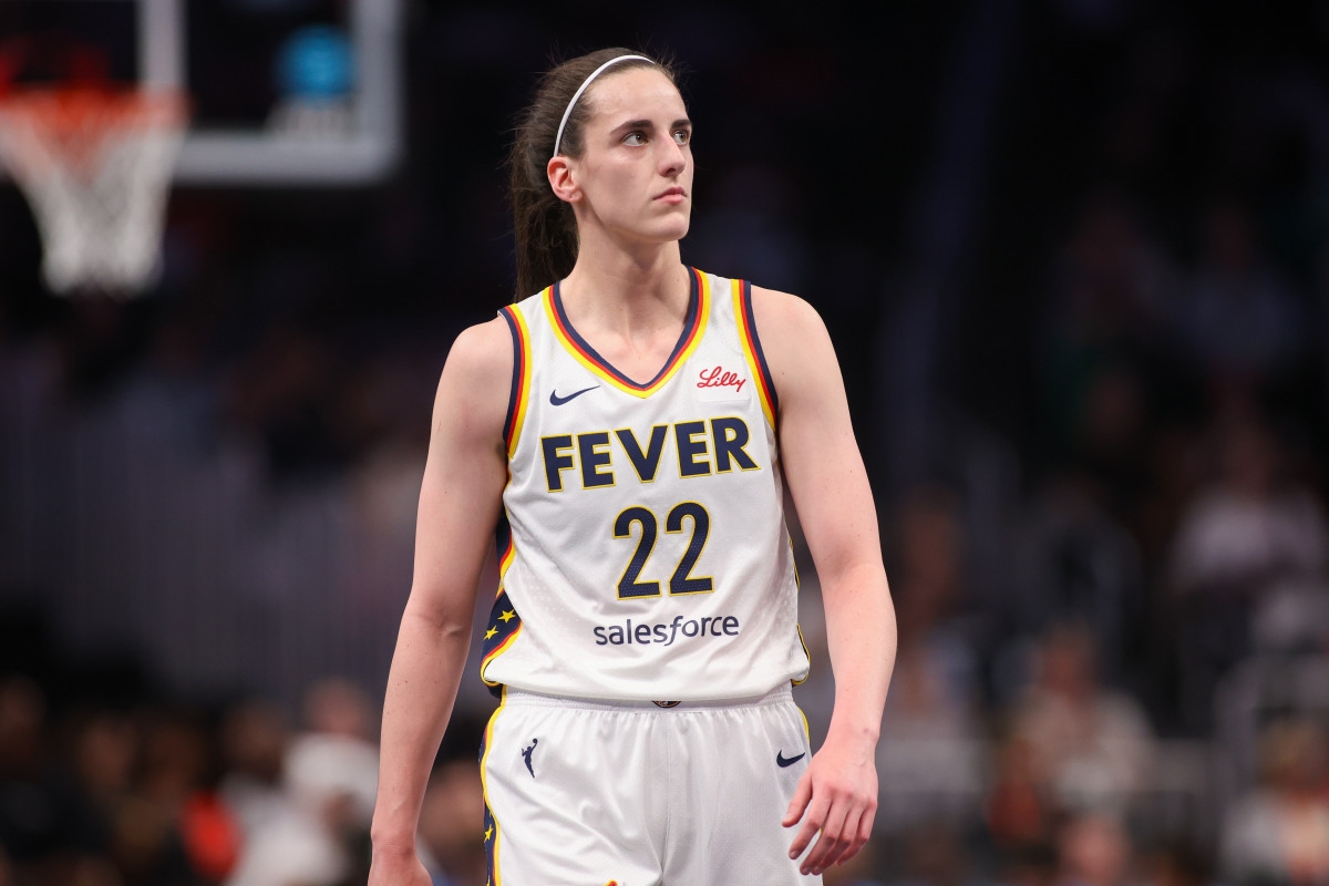 Caitlin Clark Reacts to Major News Hours Before Chicago Sky Game