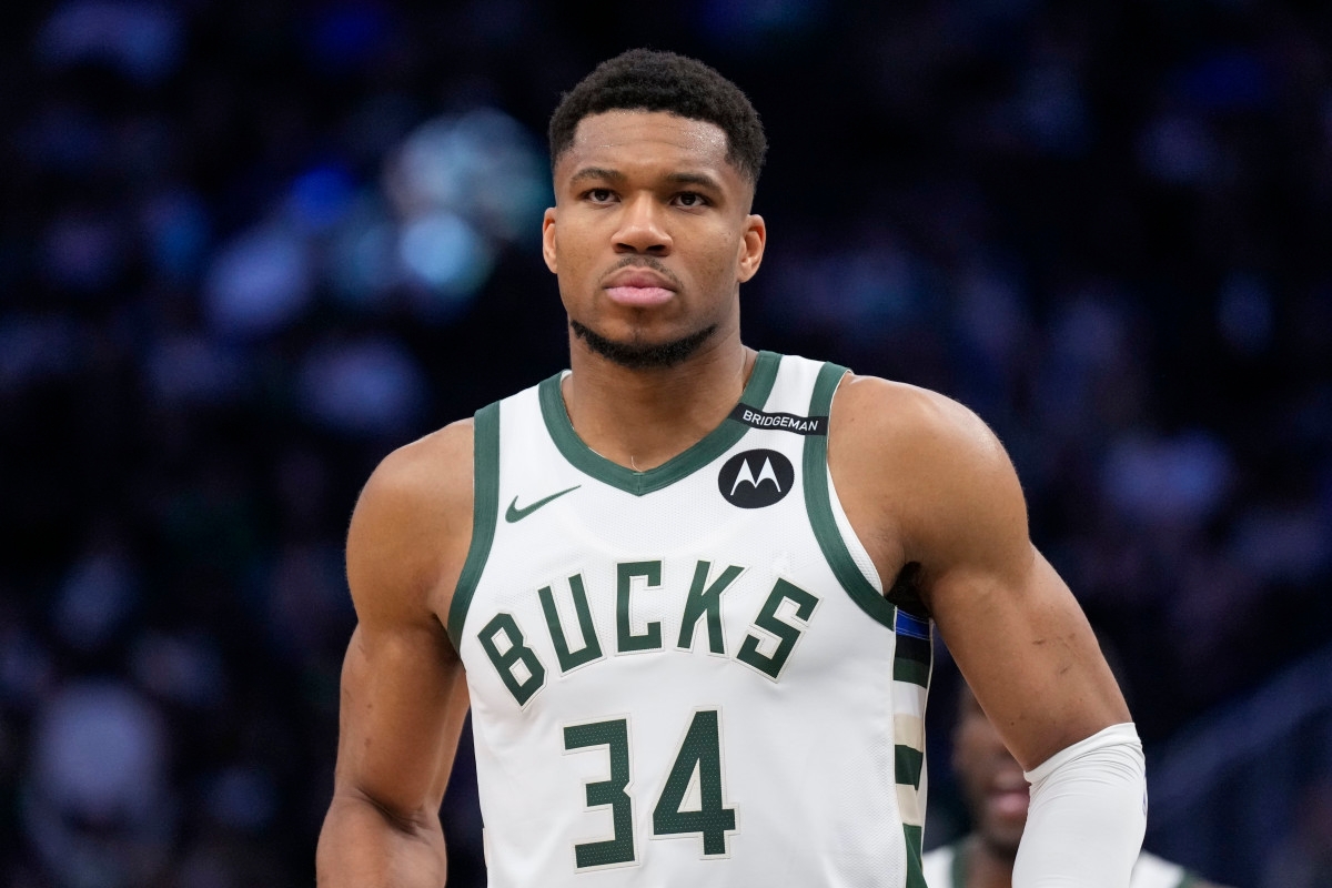 Legendary Franchise Favored to Land Giannis Antetokounmpo Amid Trade Rumors