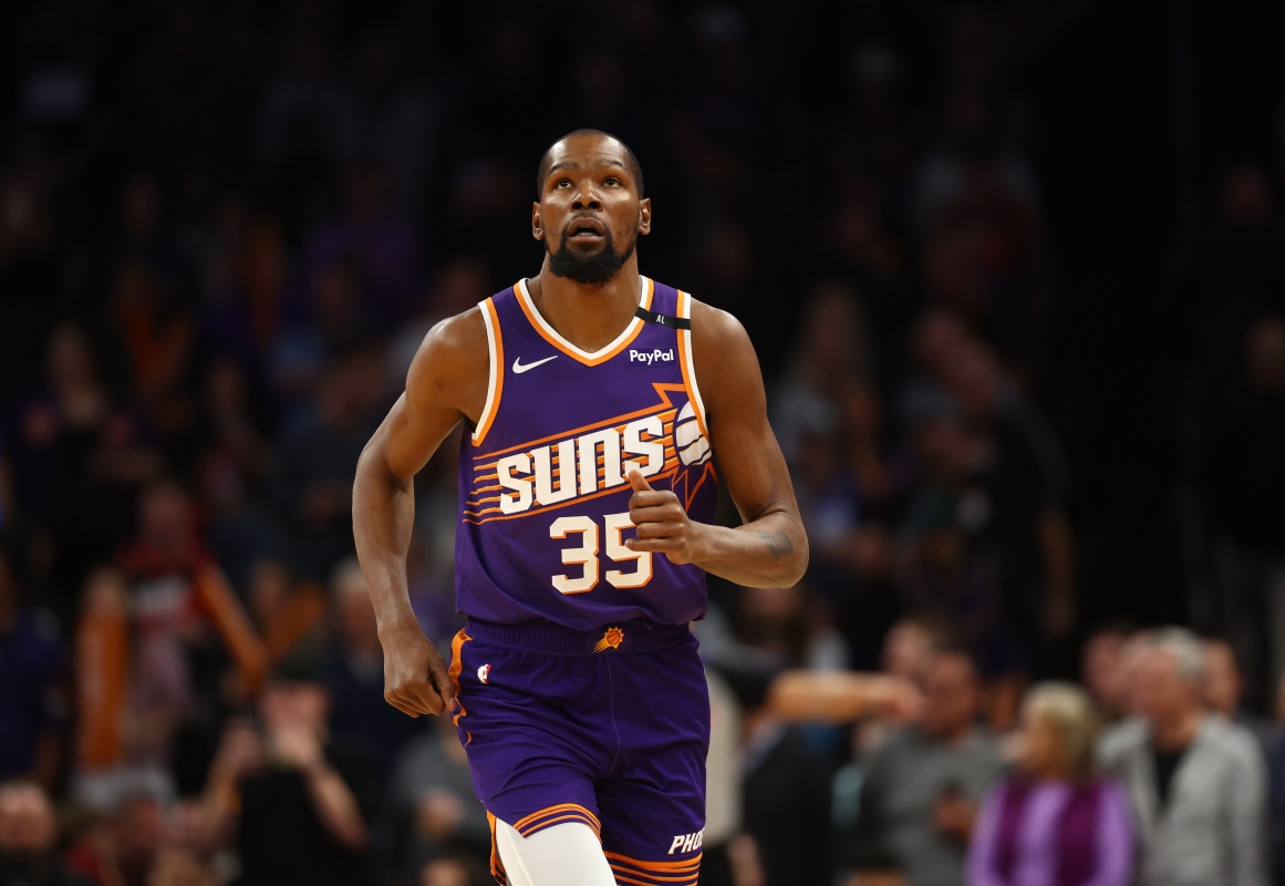 New Team Emerges as Betting Favorite to Land Suns' Kevin Durant in Offseason