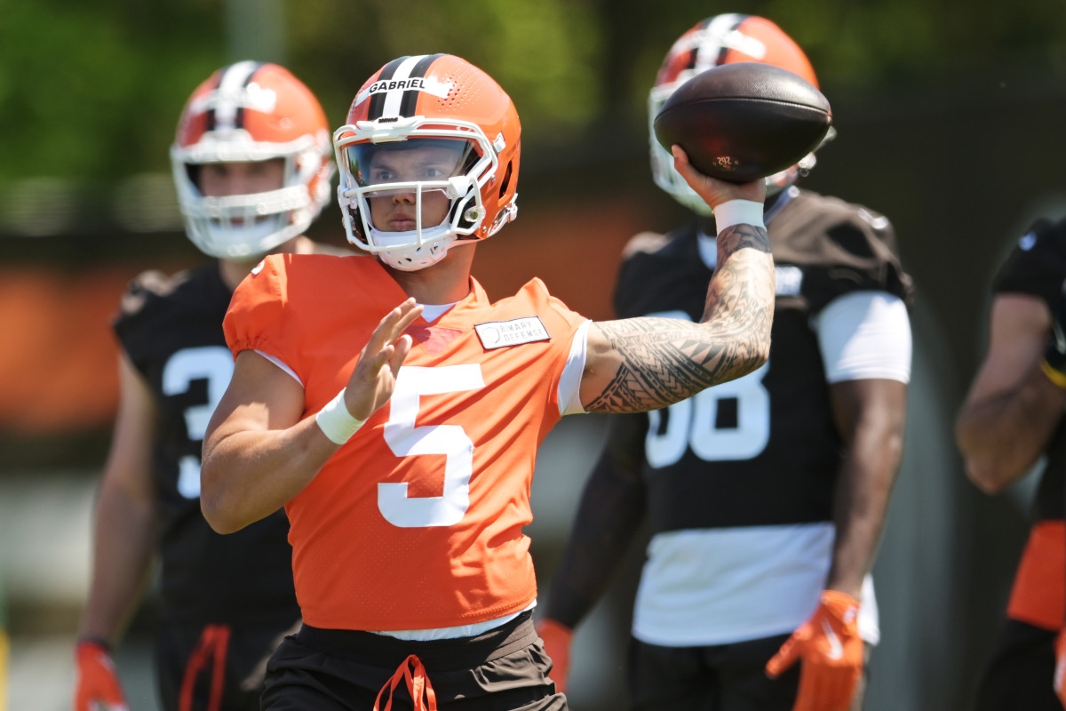 Dillon Gabriel Throws Costly Interception in NFL Preseason Debut