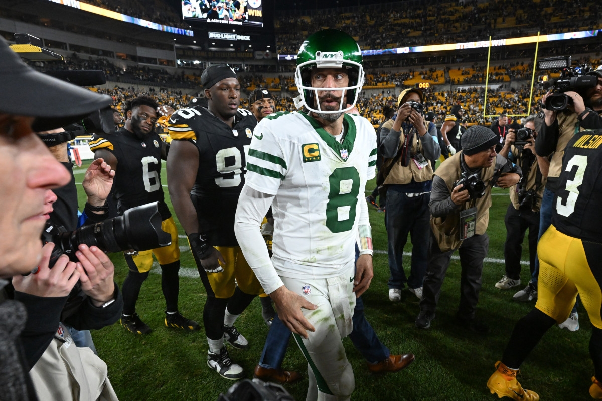 Jets Winners of Rodgers' Final Pivot