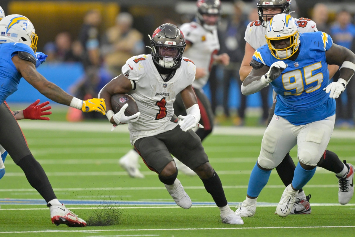 Rachaad White Says Tampa Bay Buccaneers Are 'Starving' in 2025