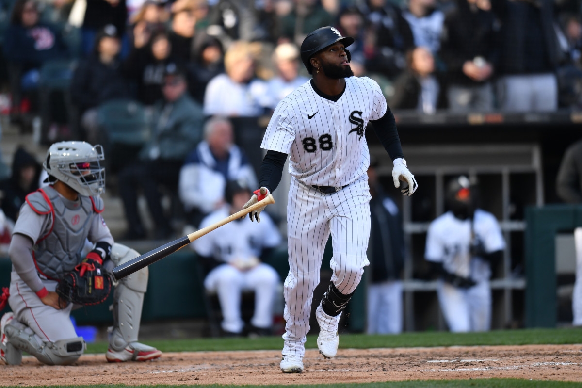 Dodgers Held Trade Talks With White Sox for Luis Robert Jr: Report