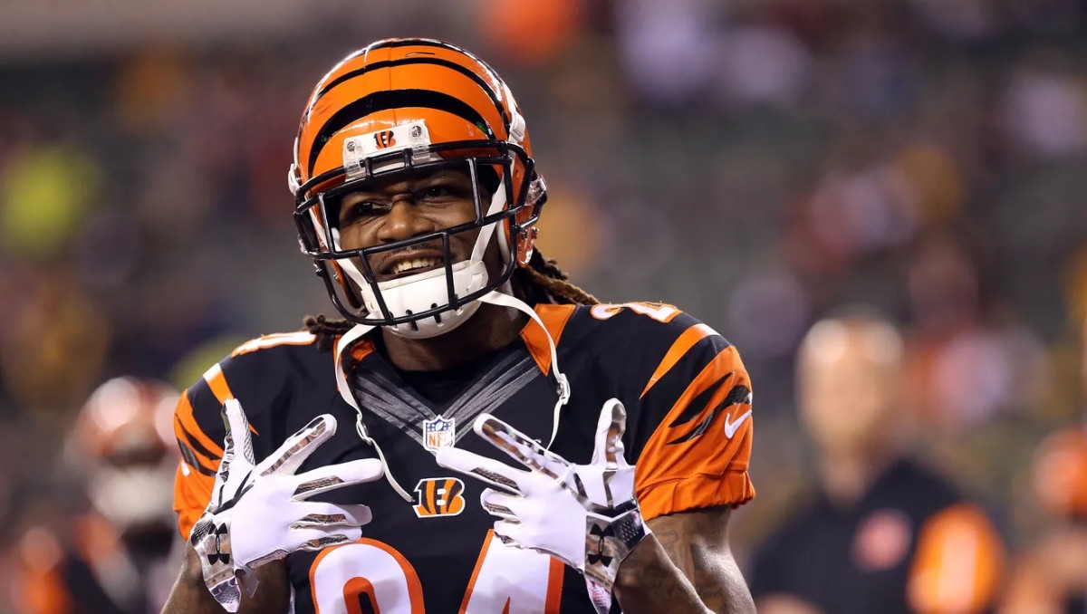 Dallas Cowboys and Cincinnati Bengals Ex Pacman Jones Arrested And Charged With Assaulting Police Officer