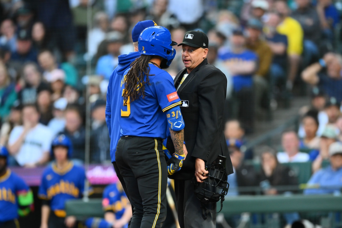 Umpire Facing Major Backlash After Terrible Call in Mariners Game
