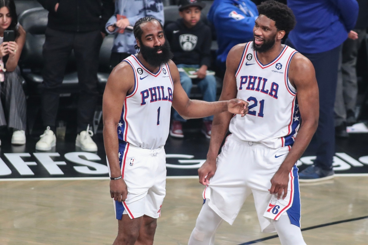 Clippers Star 'Not Talking' to 76ers Star, Joel Embiid Claims