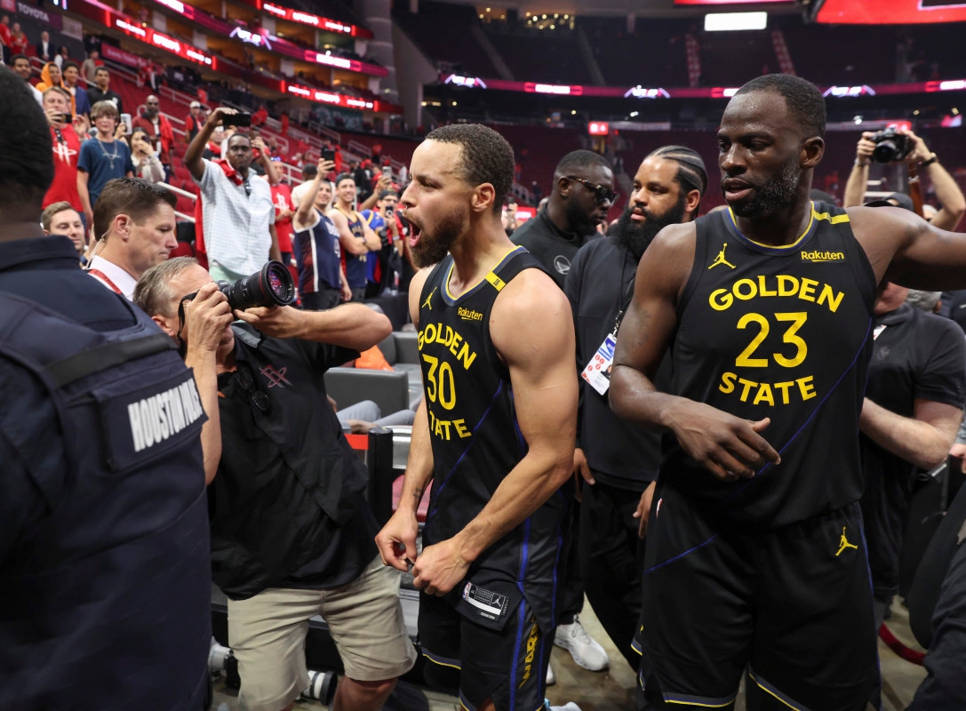 Steph Curry Sends Clear 3-Word Message To Houston Rockets Fans Following Game 7