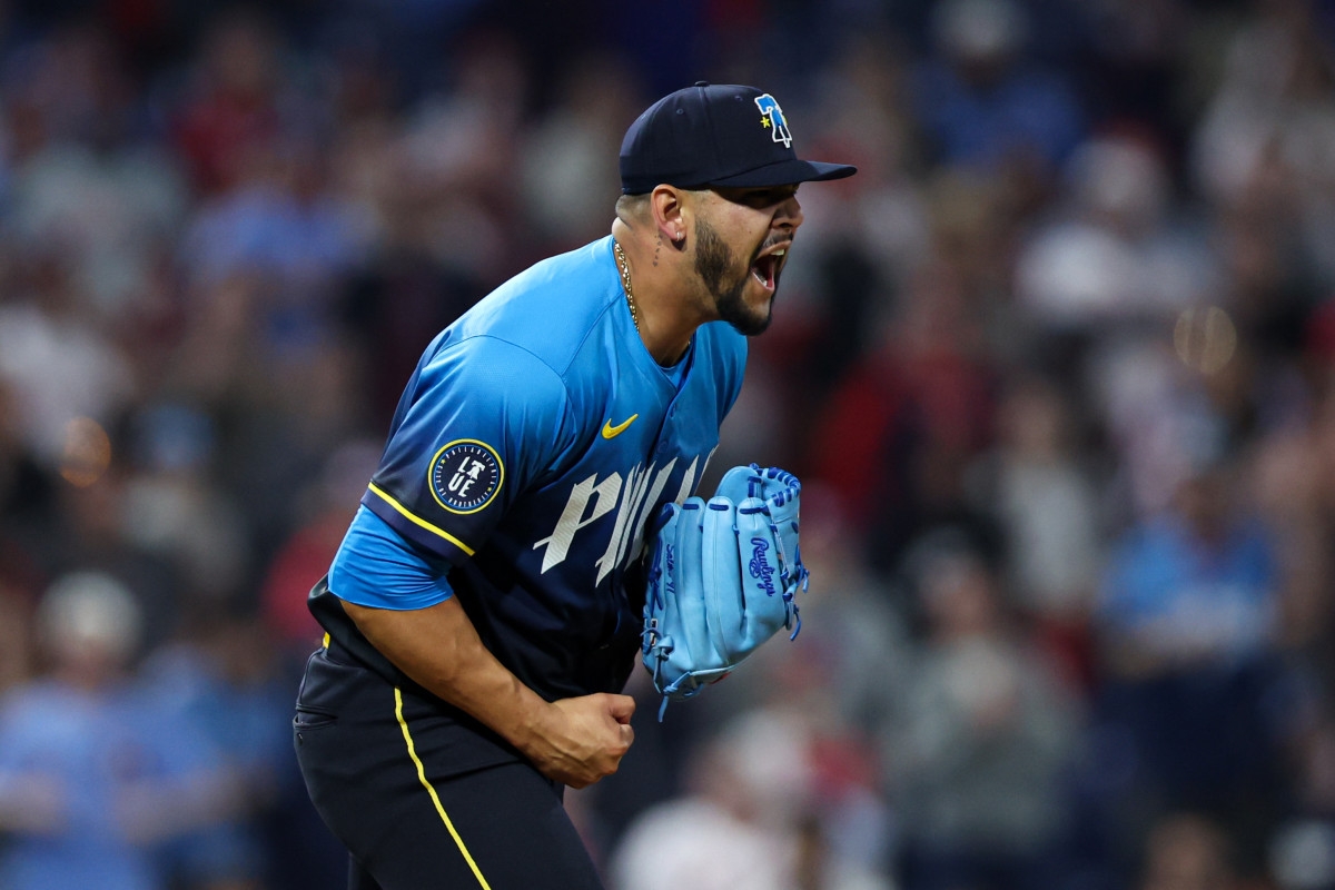 Phillies Reliever José Ruiz Heading to Rival Braves After Wavier Claim