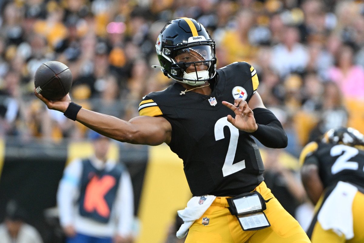 New York Jets' QB Destined For 'Break Out or Flop' 2025 Campaign
