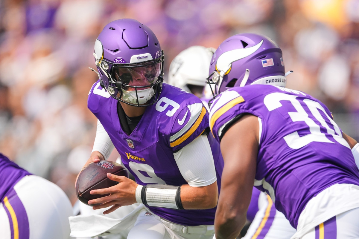 Vikings QB J.J. McCarthy Dealt Josh Allen Comparison by Former Bills Teammate
