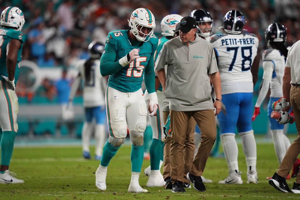Jaelan Phillips Predicted to Have Make-or-Break Season for Future in Miami