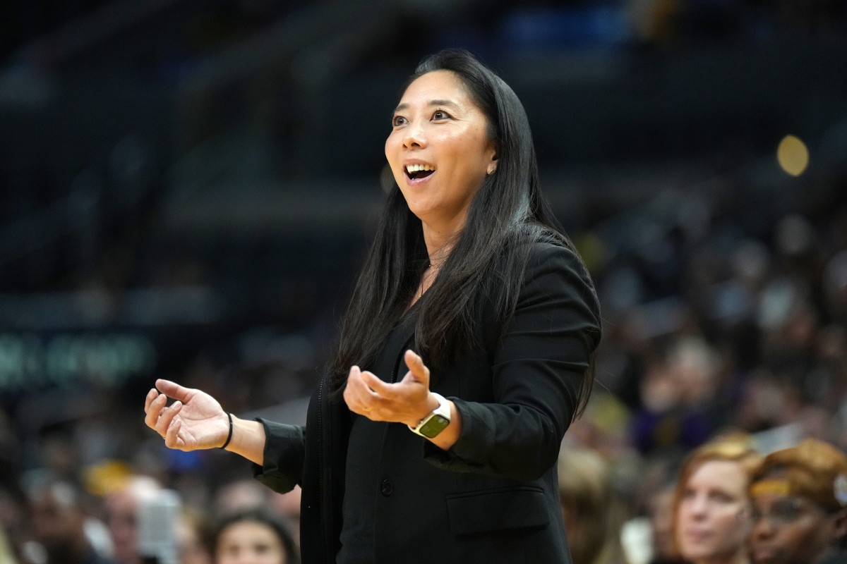 Valkyries Coach Makes Honest Admission About Facing Chicago Sky Coach
