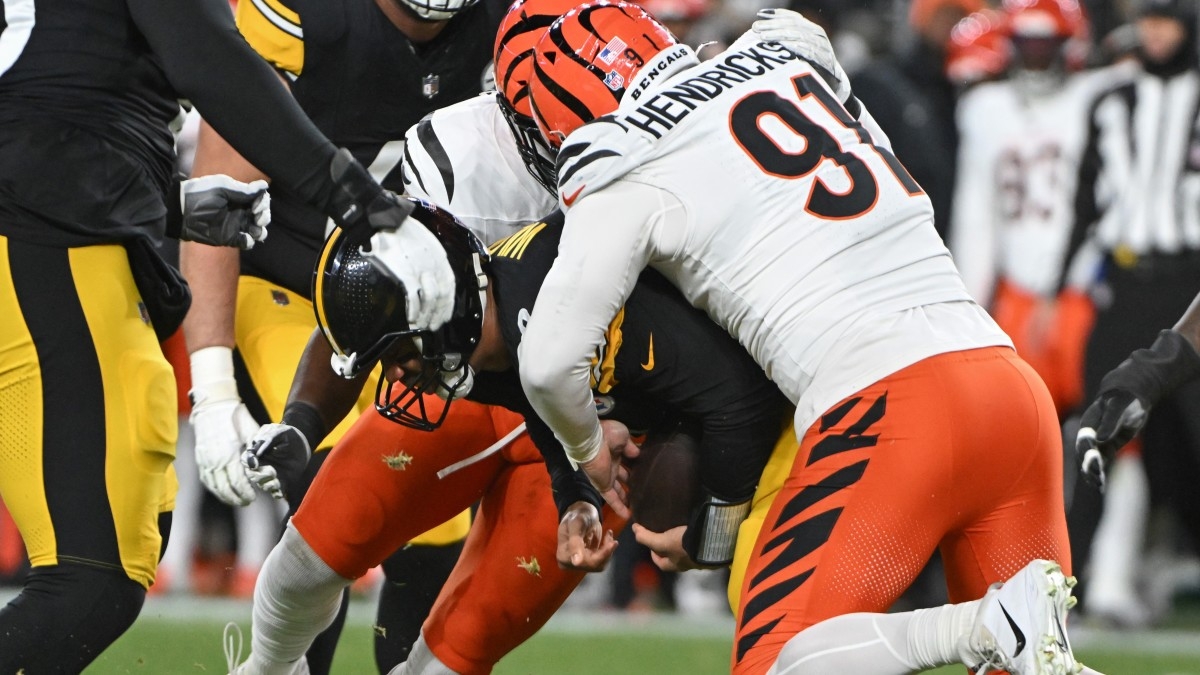 Bengals Contract Offer To Holdout Trey Hendrickson Revealed