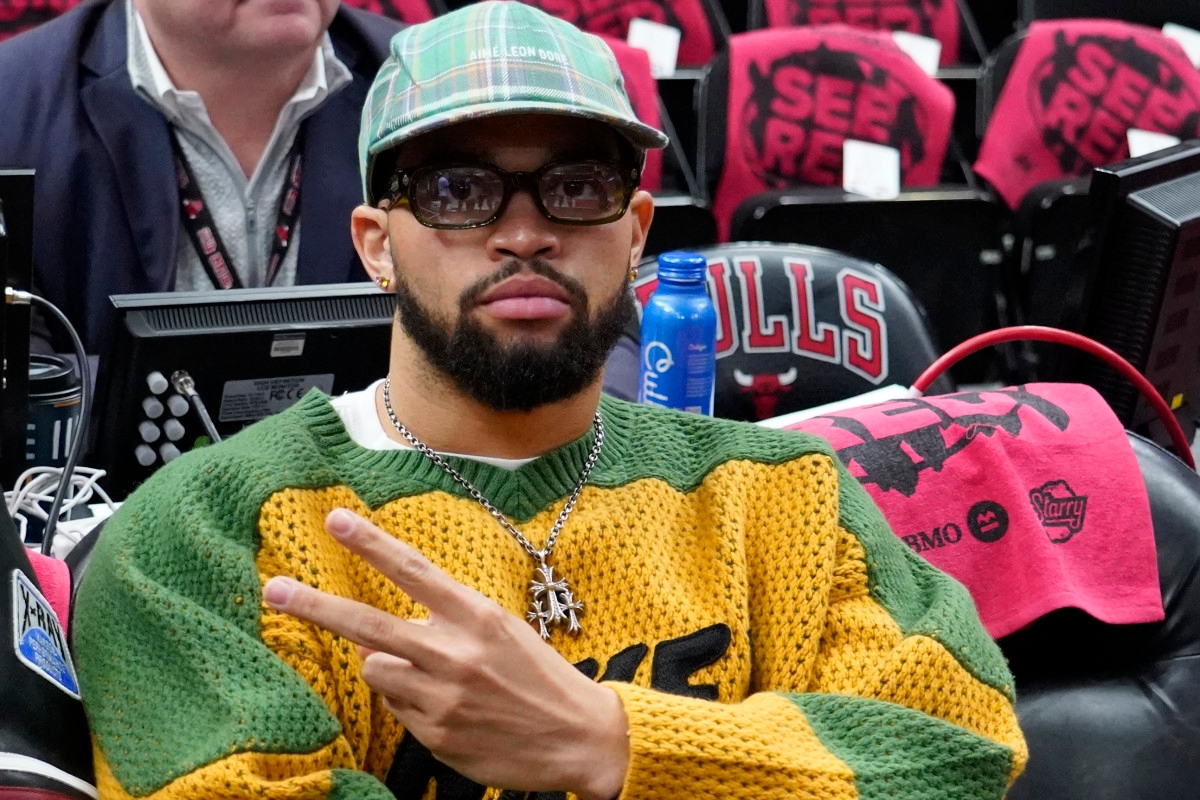 Caleb Williams' Attitude Strongly Questioned by Former NFL MVP on Friday