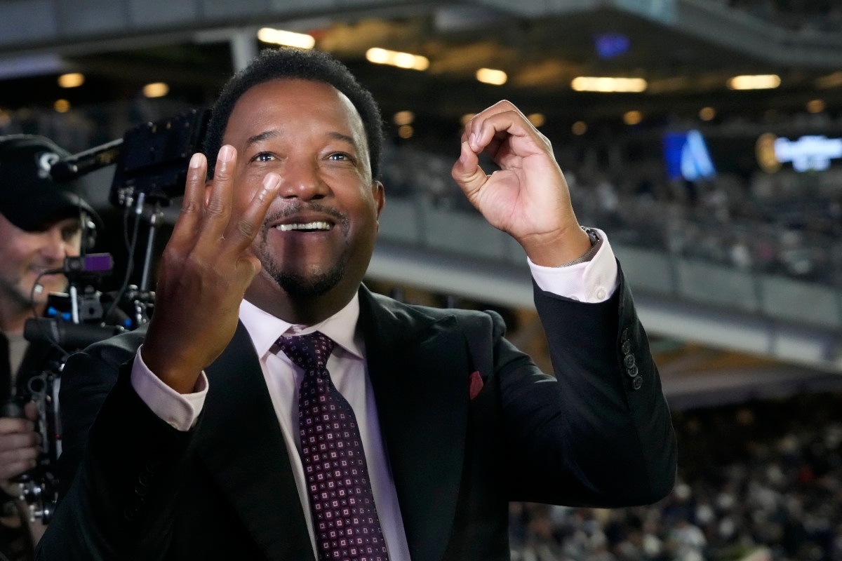 Red Sox Legend Pedro Martinez Calls Out David Ortiz Over Rafael Devers Comments