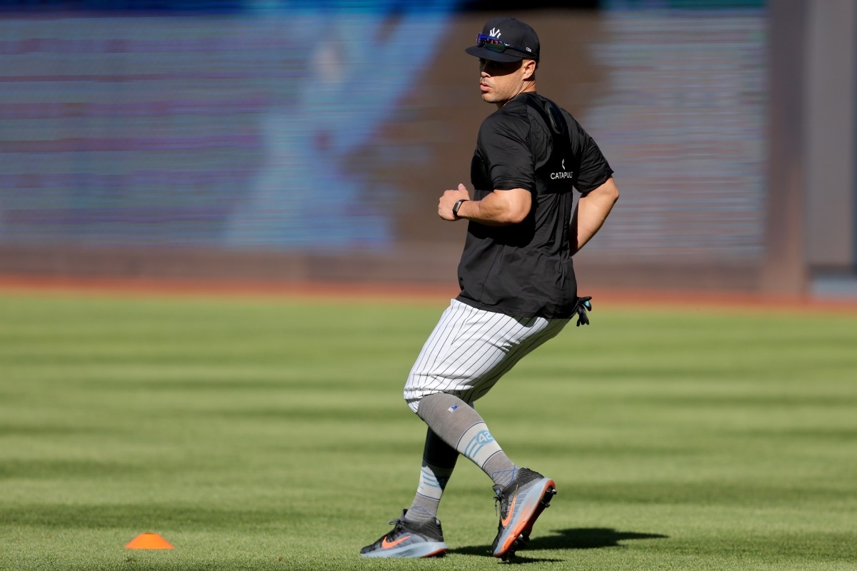 Yankees hopeful Stanton rejoins team soon after impressive rehab showing