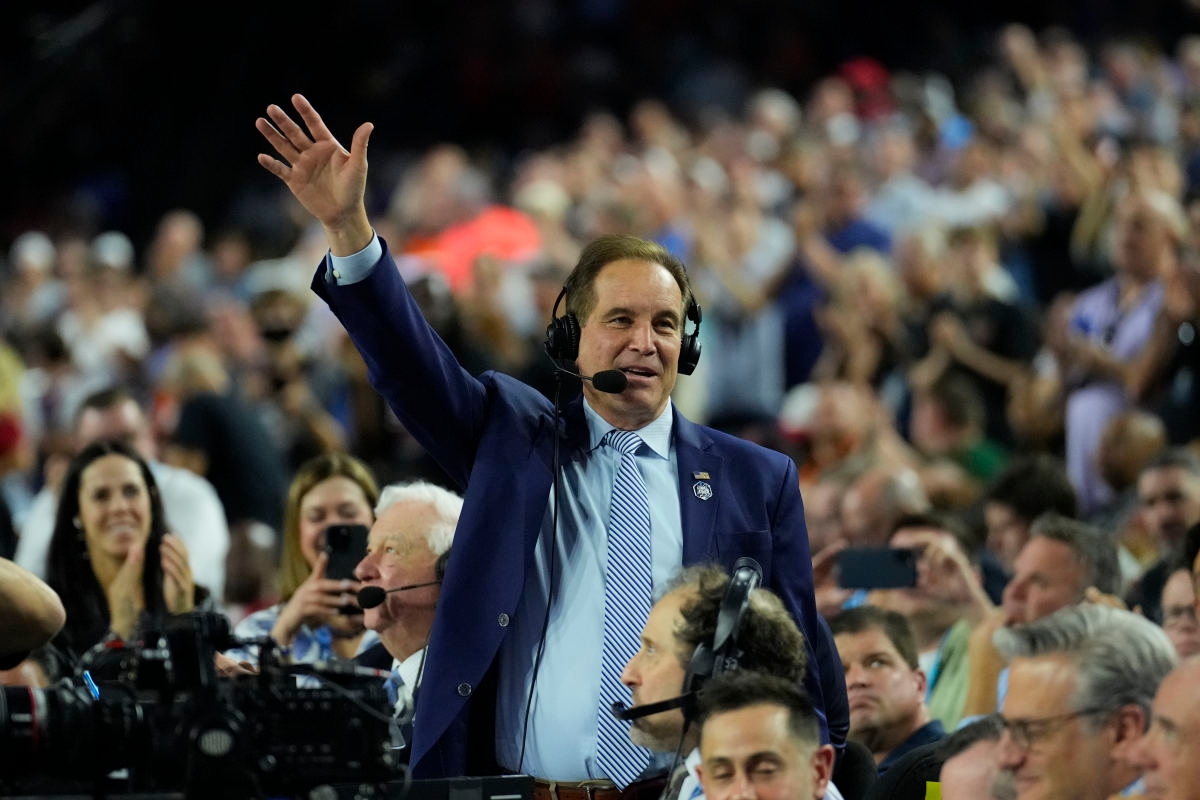 Jim Nantz Gets Honest About Steelers
