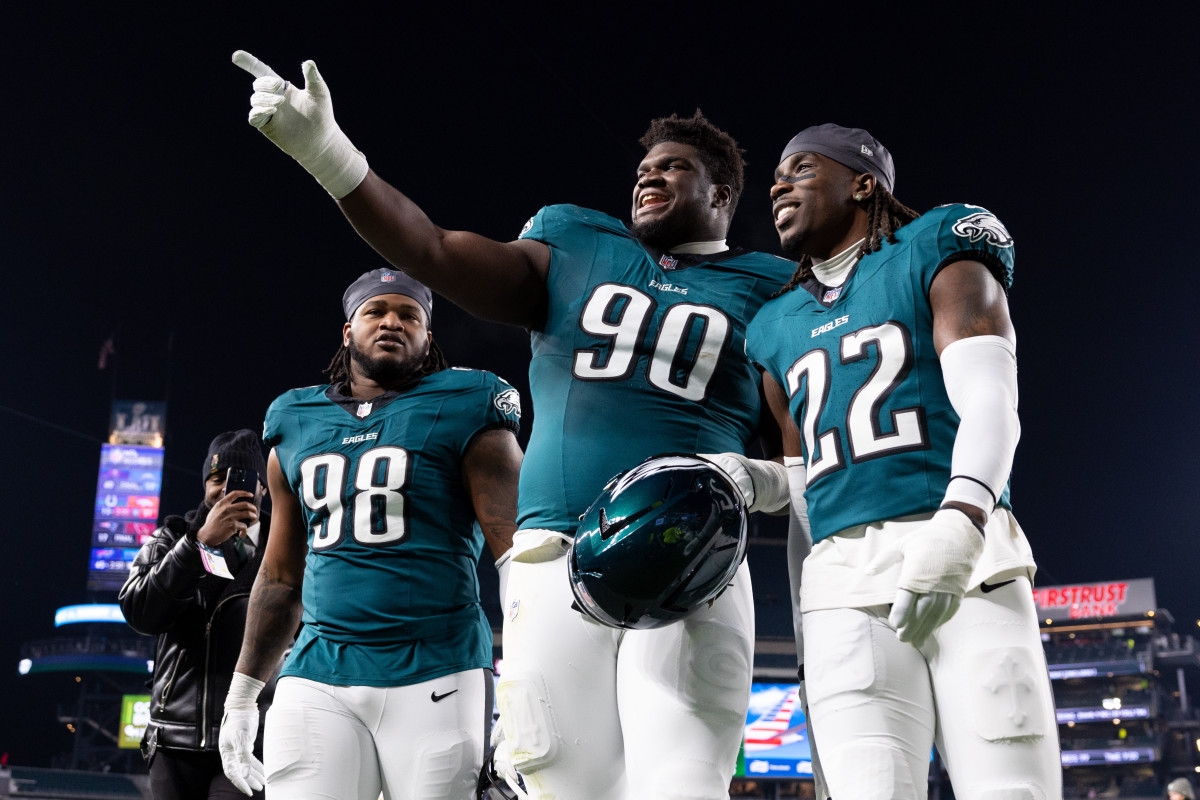 How Georgia Teammates Continue To Reach New Heights With Eagles