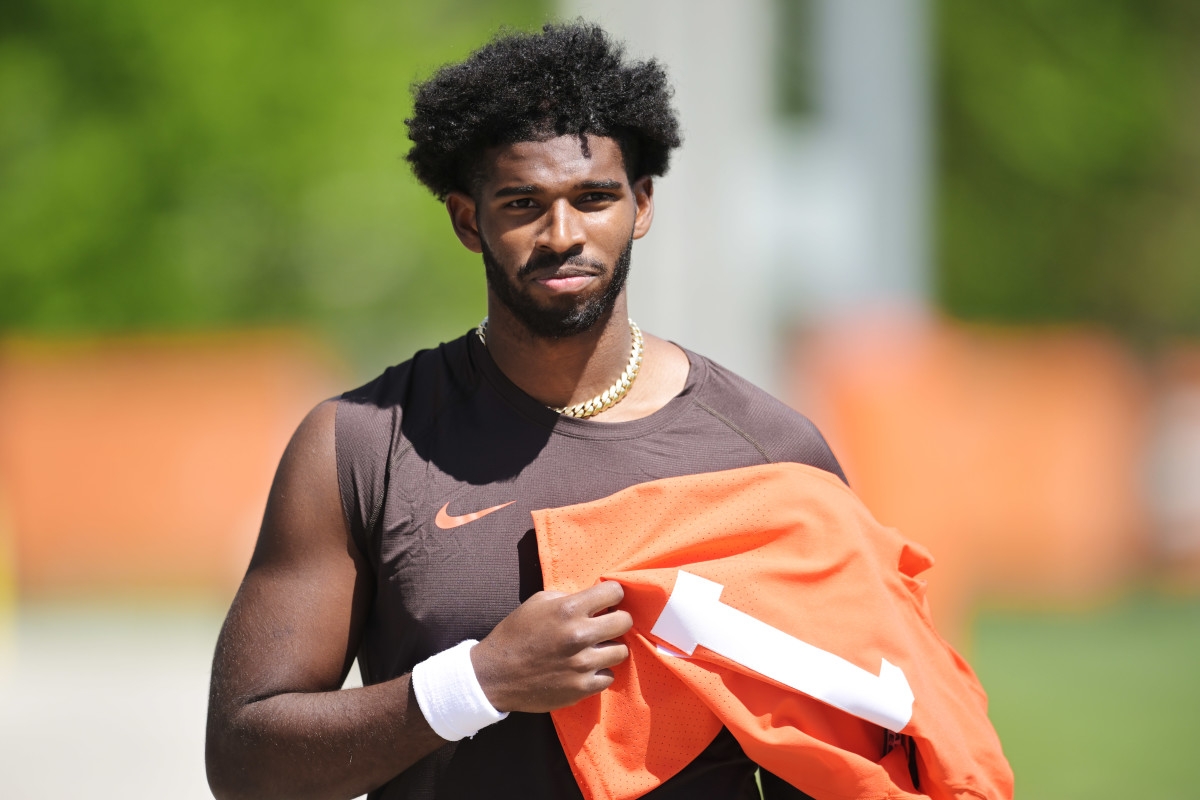 Browns Writer Shows True Colors on Shedeur Sanders