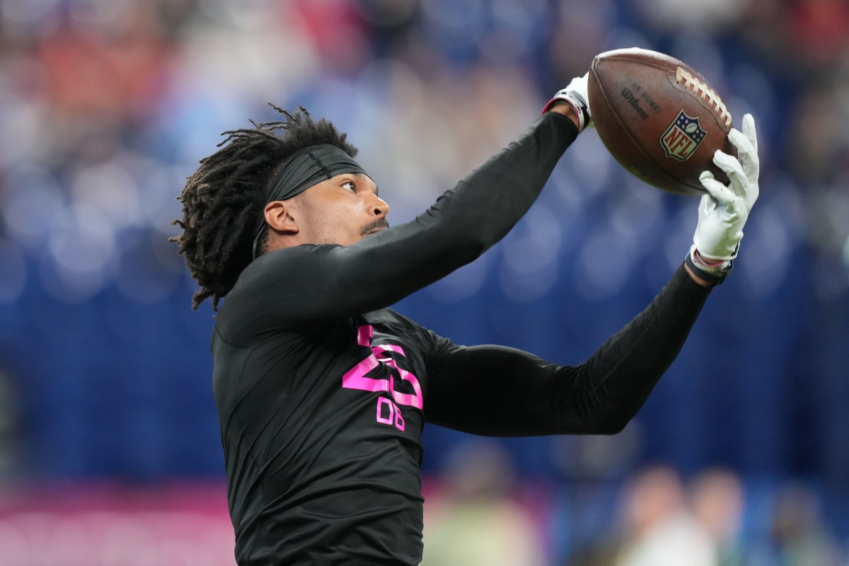 Unexpected Rookie Taking First-Team Reps at Raiders OTAs