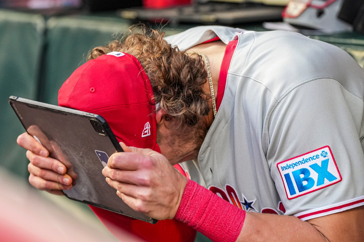 Phillies Trade Idea Lands Blue Jays Star Bo Bichette, Replaces Alec Bohm