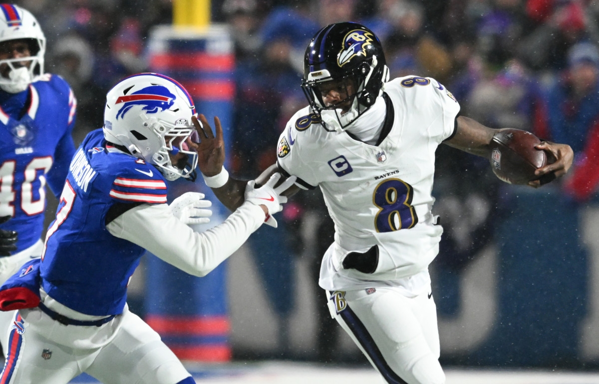 Ravens Top Offensive Trio Rankings Thanks to Lamar Jackson, Derrick Henry