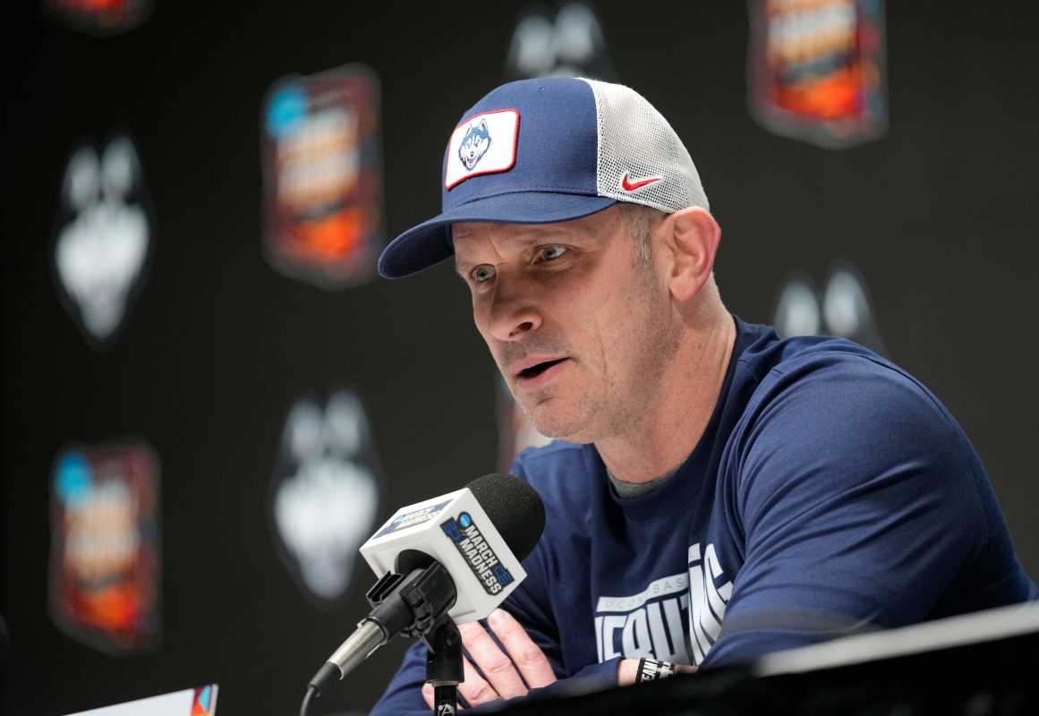 UConn's Dan Hurley Addresses Interest in New York Knicks Job