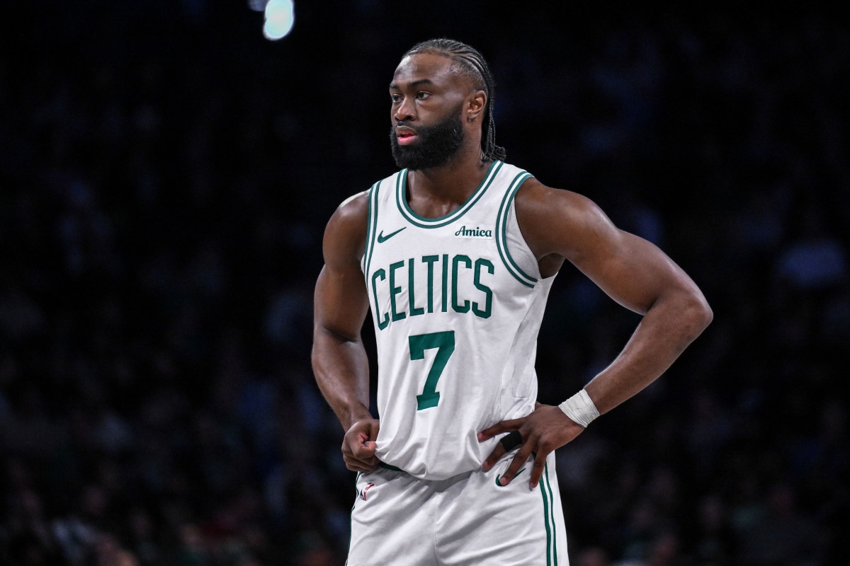 Celtics-Spurs Trade Report Surfaces Amid Jaylen Brown News