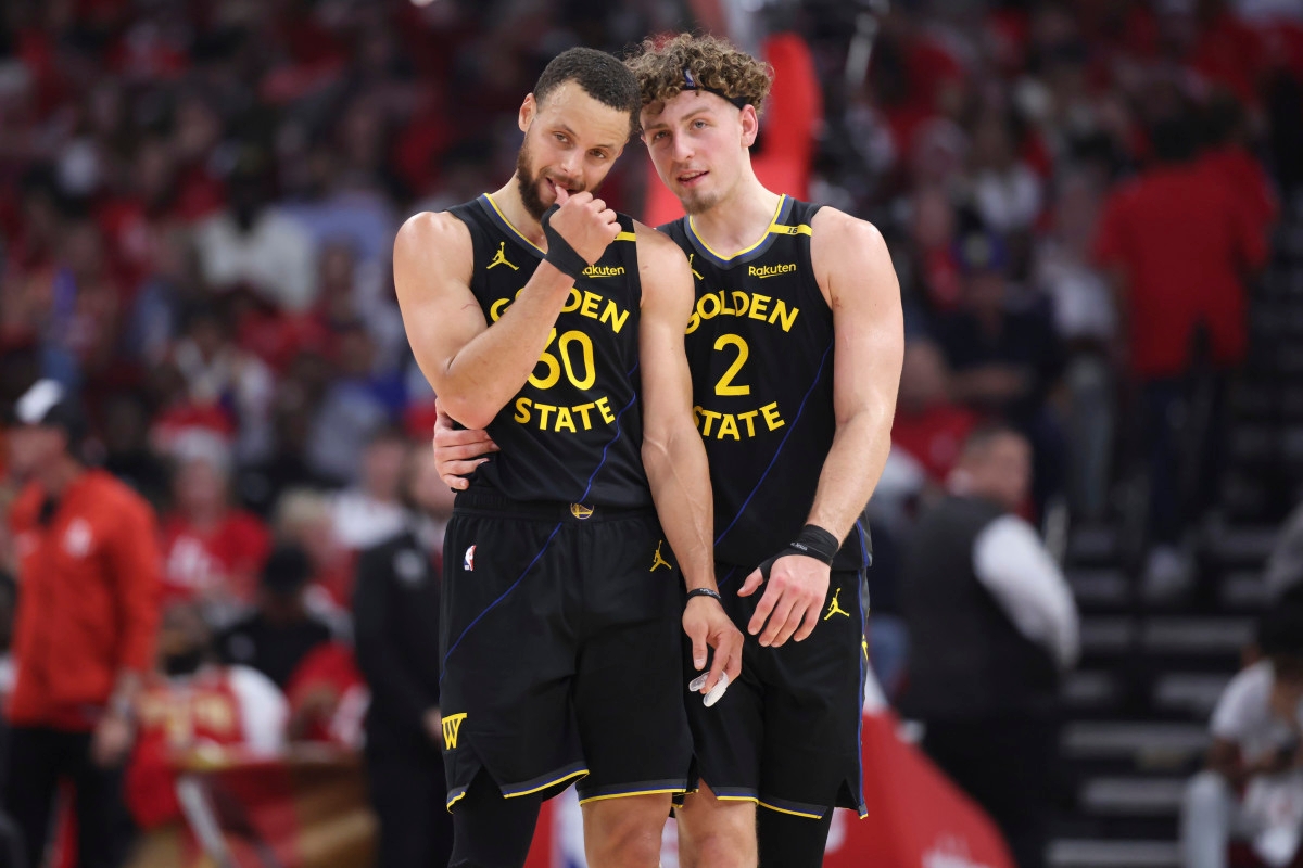 WNBA Reacts to Warriors Guard Making Appearance at Sunday Night Game