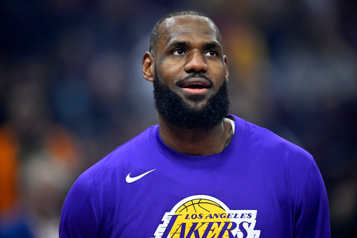 LeBron James Adds Fuel to Cavaliers Trade Rumors With Post on Monday