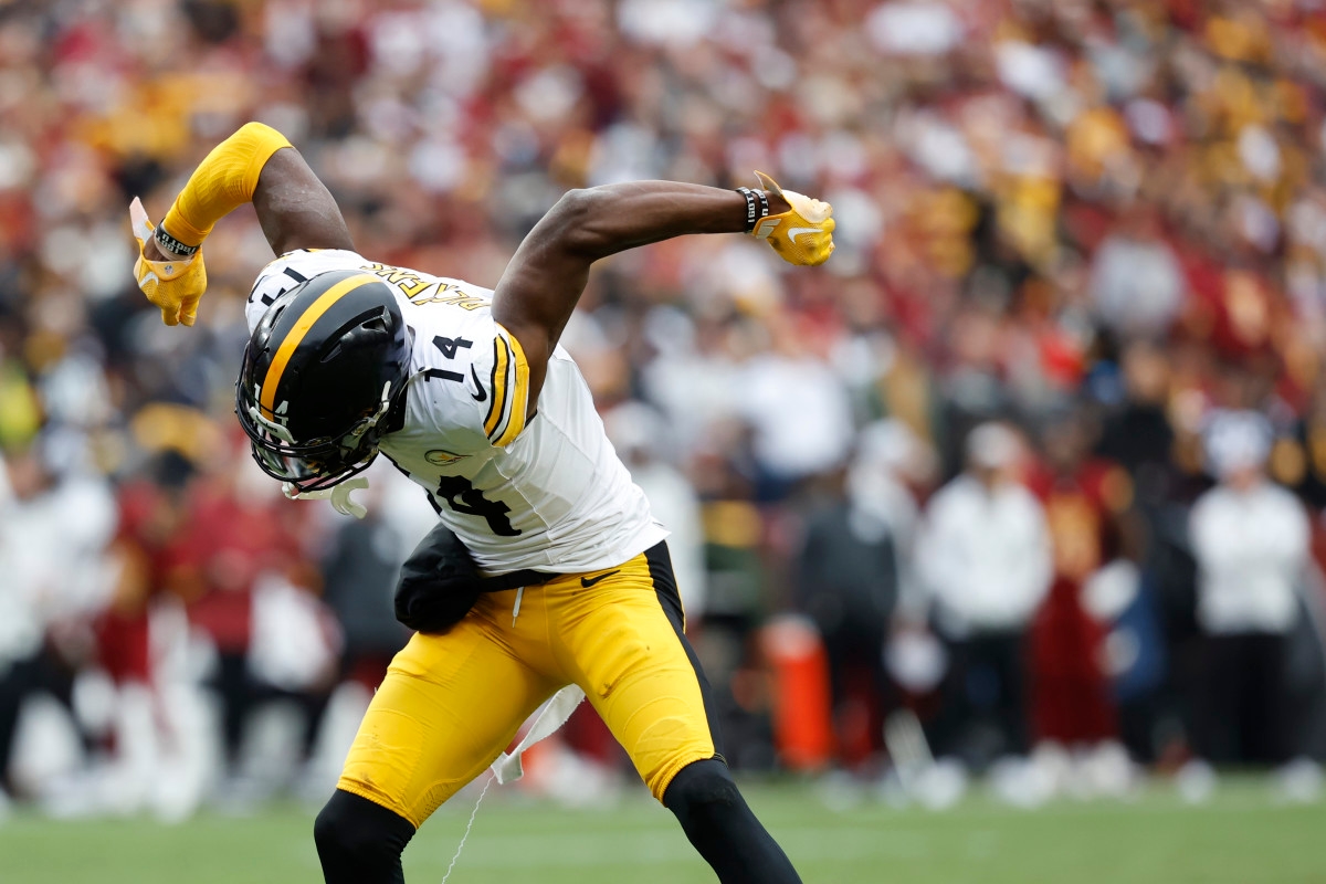 Cowboys CeeDee Cryptic Message Pushes George Pickens Trade Frenzy