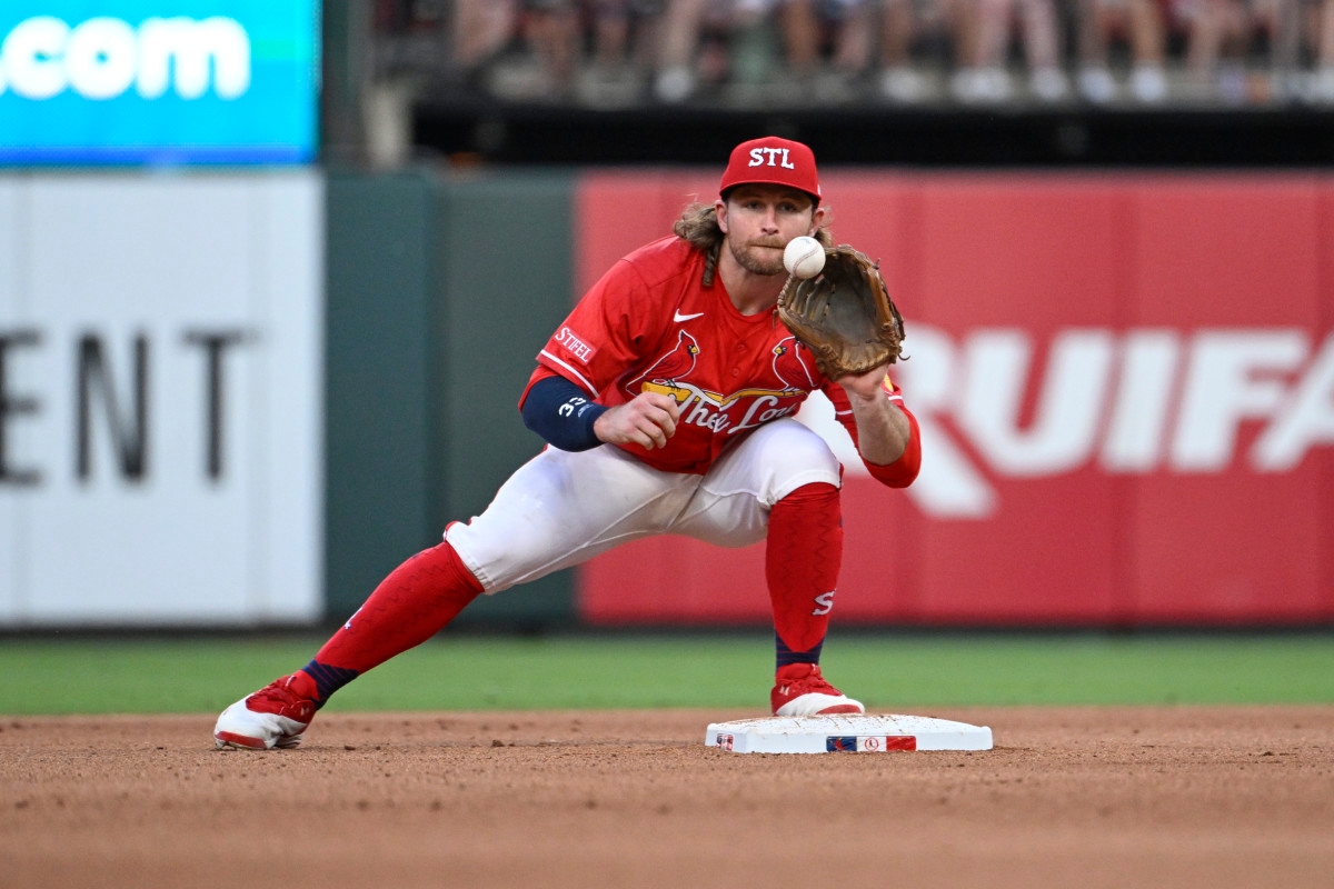 Cardinals Continue Chase of NL Central-Leading Cubs in Pivotal Series
