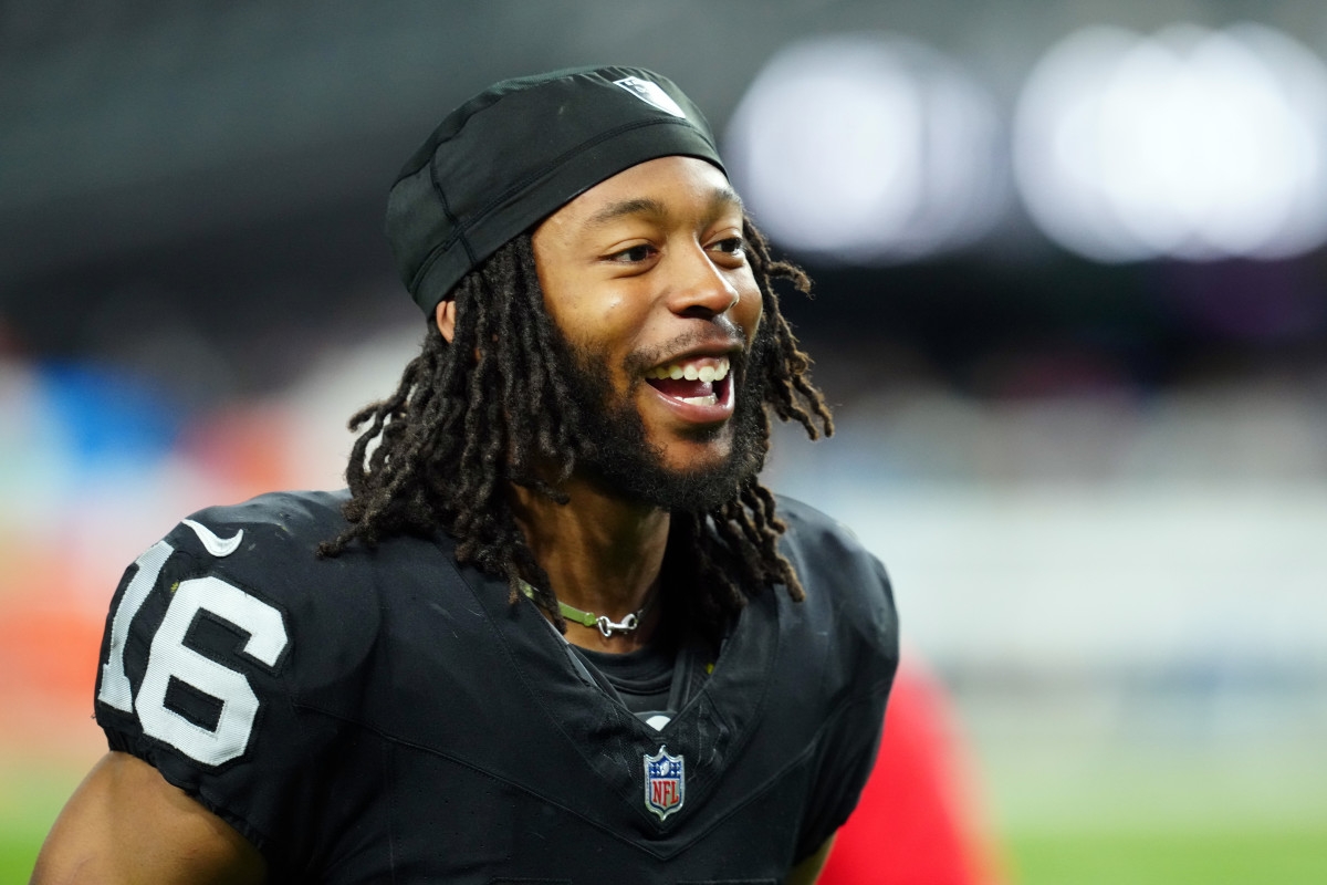Raiders Could Reunite Jakobi Meyers & AJ Cole With College Teammate