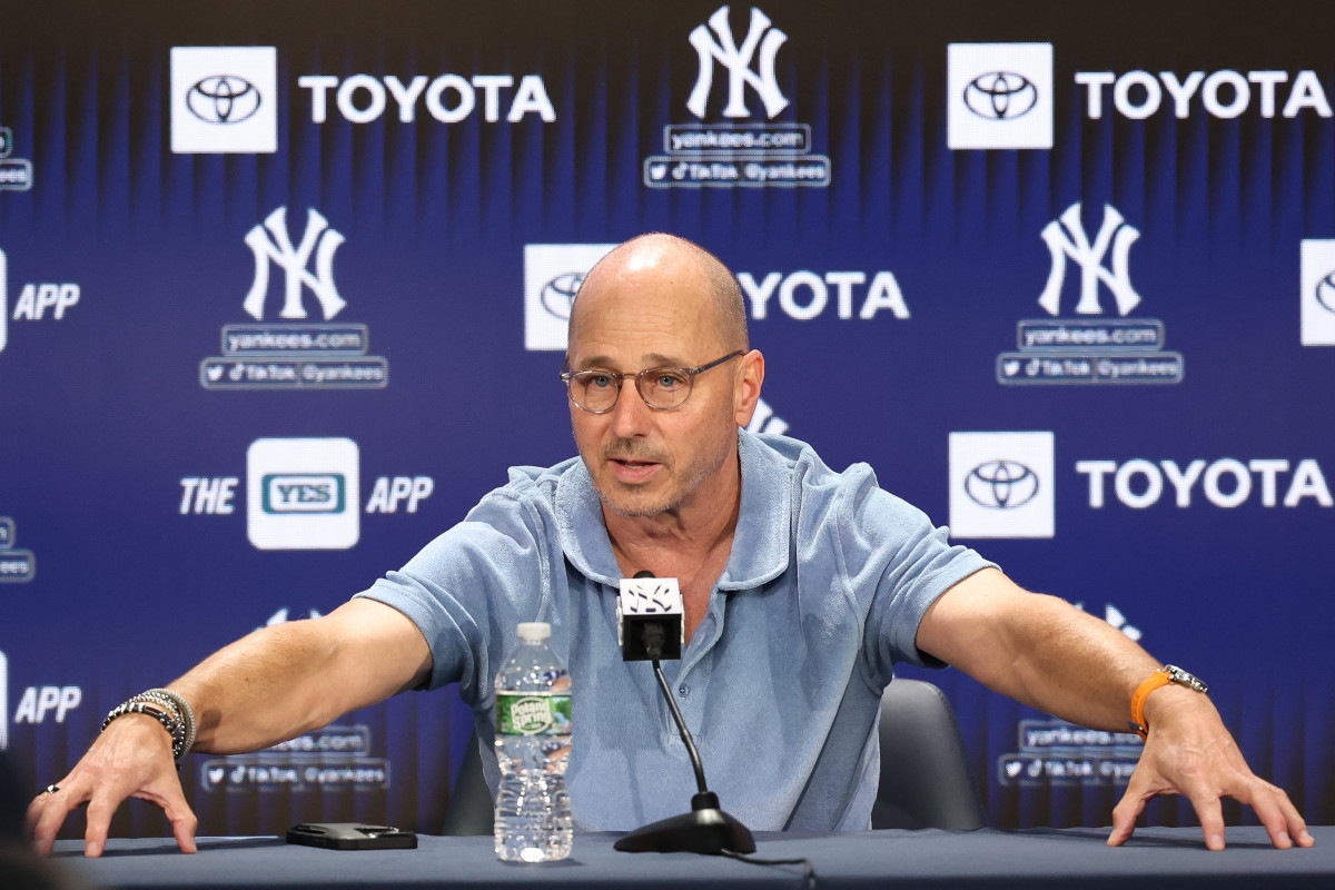Yankees keep changing faces but the infield dysfunction is on the front office