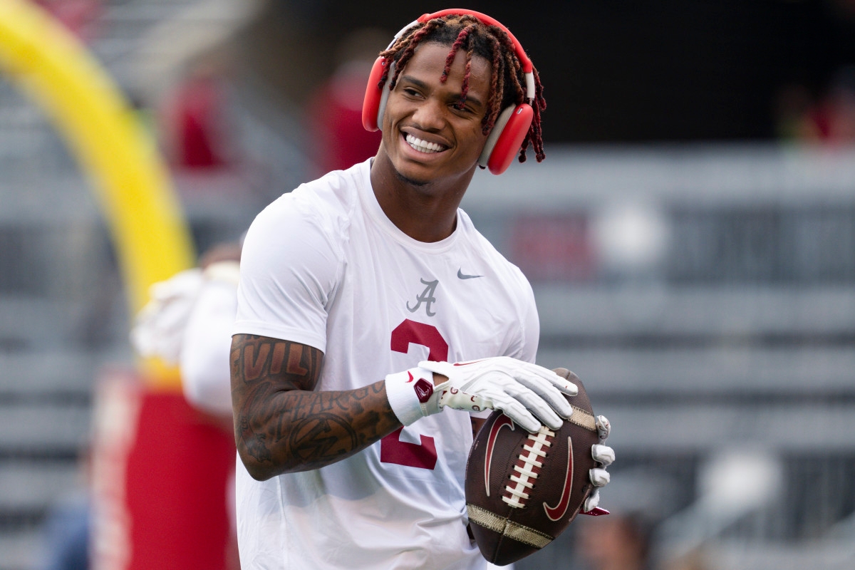 Ryan Williams Tabbed as a 'Sleeper" for Major College Football Honor