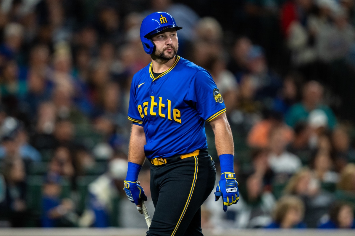 Fans Upset After Mariners' Cal Raleigh Announcement on Sunday