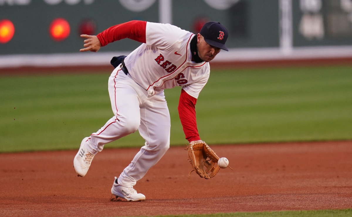 Alex Bregman Predicted To Opt Out of Red Sox Deal, Land $200 Million Deal