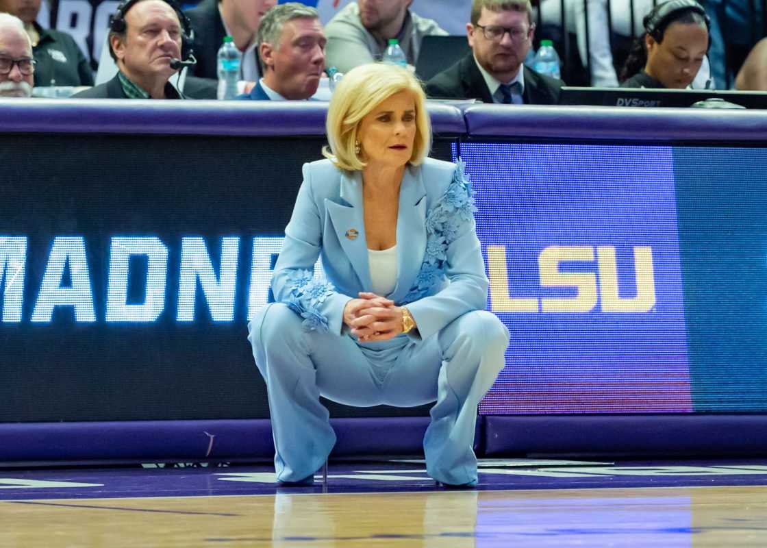 LSU's Kim Mulkey Sends Message to Flau'jae Johnson After Career Announcement